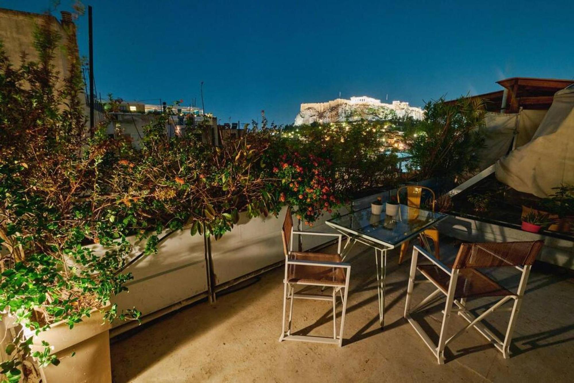 360 View In Roof Top Appartment With Patio Athen Exterior foto