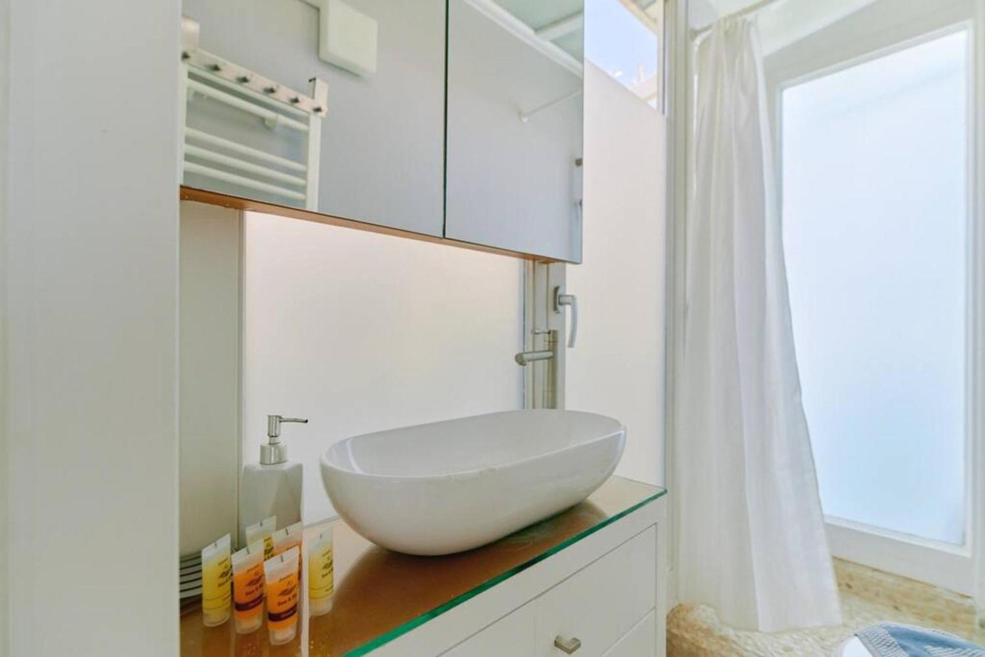 360 View In Roof Top Appartment With Patio Athen Exterior foto