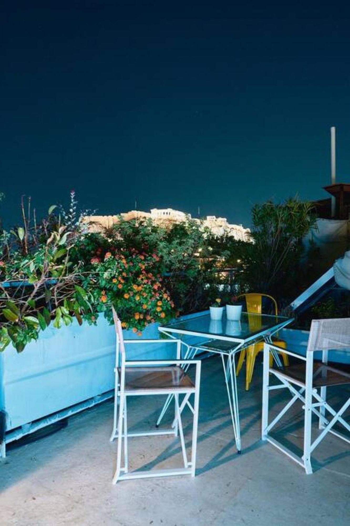 360 View In Roof Top Appartment With Patio Athen Exterior foto