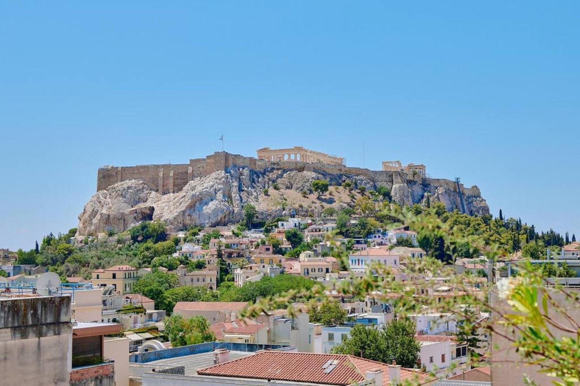 360 View In Roof Top Appartment With Patio Athen Exterior foto